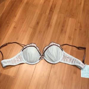 Brand new Urban Outfitters bra